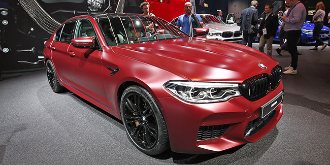 BMW M5 - .com