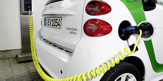 Les hybrides et électriques les moins chers en occasion