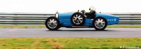 Artiste et homme aux mille idées, Ettore BUGATTI imagina et réalisa cette Bugatti Type 35