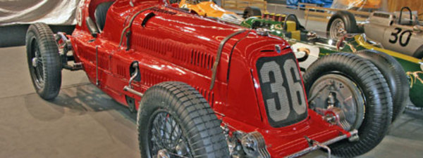 Les belles Italiennes à Rétromobile 2009