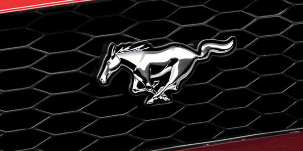 FORD MUSTANG Ford Mustang : retour sur un mythe automobile - Diaporama de 31 photos.com
