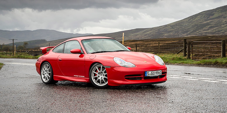 https://www.motorlegend.com/images-voiture/large/porsche-911-996-gt3-3-6i-364ch-phase1-131545.jpg