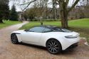 ASTON MARTIN DB11 V8