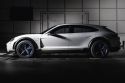 PORSCHE Mission E Cross Turismo