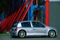 RENAULT Clio 2 RS V6