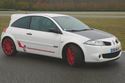 RENAULT MEGANE (2) F1 Team R26 2.0 Turbo 230 ch