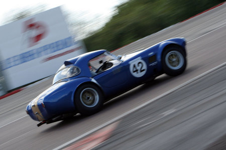 AC COBRA MK II 289 ci