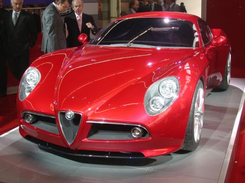 ALFA ROMEO 8C