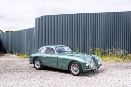 photo ASTON MARTIN DB2