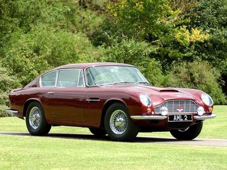 Aston Martin DB6