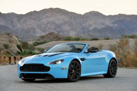 photo ASTON MARTIN V12 VANTAGE