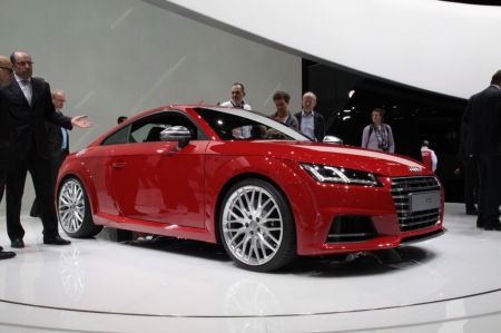 AUDI TT 8S