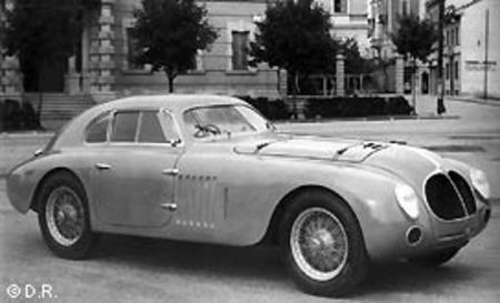 L’Alfa Romeo 2500 SS berlinette Touring de compétition au design identique