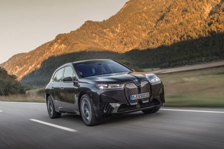 BMW iX