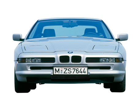 Fiche technique BMW SERIE 8 (E31) 850i 300 ch