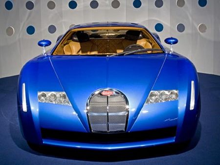 BUGATTI 