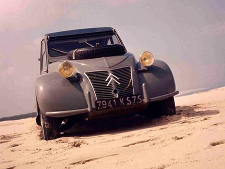 2 CV 4x4 bimoteur