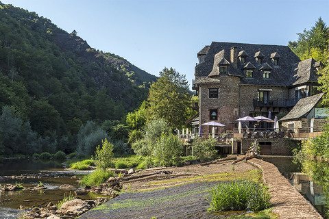 Le Moulin de Conques - Depuis Rodez, au km 39 par la D901 - Temps de trajet : 41 mn - Point GPS :  44°35'34.0