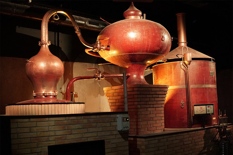 Le musée Calvados Expérience pour découvrir tous les secrets de fabrication du fameux alcool.