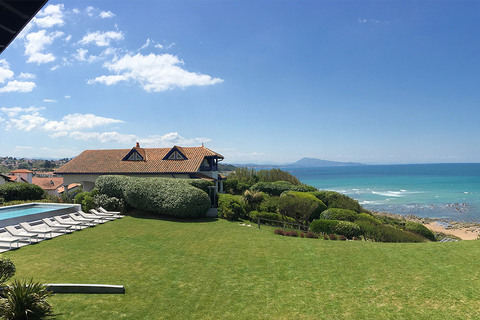 La Villa L’Arche, une adresse 4 étoiles ultraconfidentielle où vous pouvez séjourner si vous arrivez la veille à Biarritz.