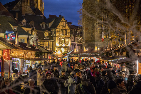 Colmar, et son marché de Noël, élu 2e marché de Noël d’Europe en 2018, ouvre ses portes le 22 novembre jusqu’au 29 décembre 2019.