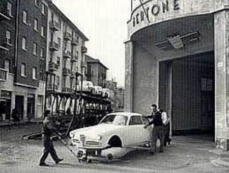 L'Alfa Romeo Guilietta Sprint sort des ateliers Bertone