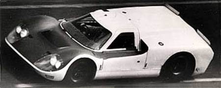 Mis en route au début de l'année 1966, le prototype