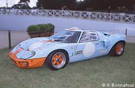 La cour d'Honneur : Ford GT 40 1968