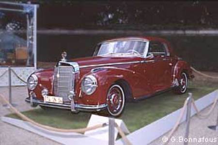 Mercedes-Benz 300 S.