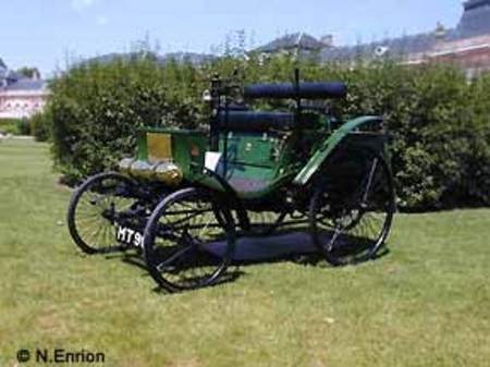 Arnold Benz Dog Cart de 1896, la doyenne de la manifestation