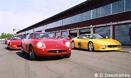 La 275 GTB a tout autant de charme que cette 512 TR jaune 