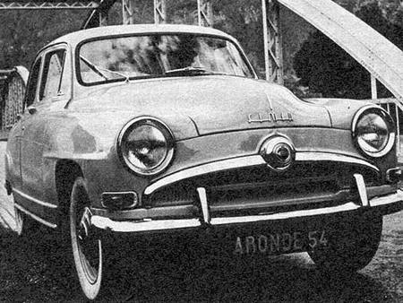 Simca Aronde, 1954