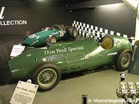 Vanwall Thinwall Spécial de 1950. L’ancêtre de la marque motorisée par un V 12 Ferrari de 4,5 litres.