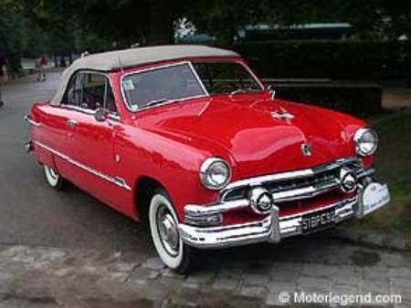 Cabriolet Ford Custom USA (1951)