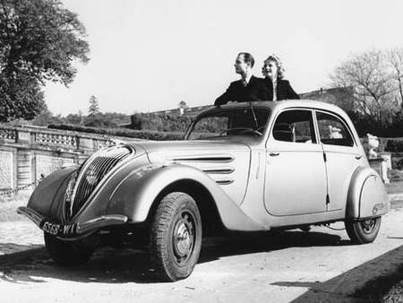 Peugeot 402, 1938