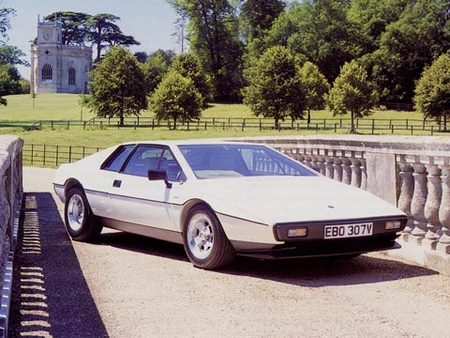 Lotus Esprit S2