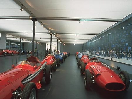 BUGATTI