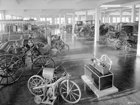 Le nouveau musée de 1951 situé en étage 