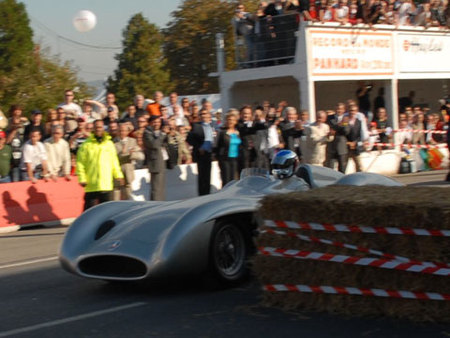 La Mercedes W196 sur la piste