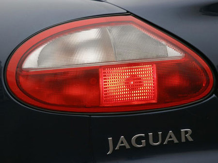 Jaguar XK8