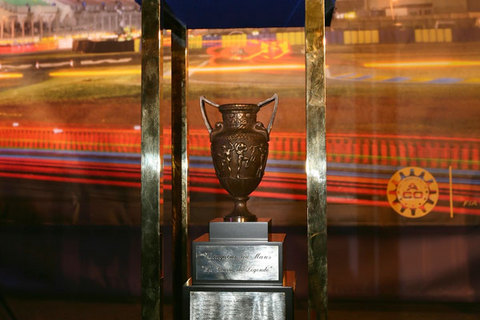 Le nouveau trophée