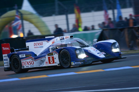 Toyota TS030 Hybride N°8