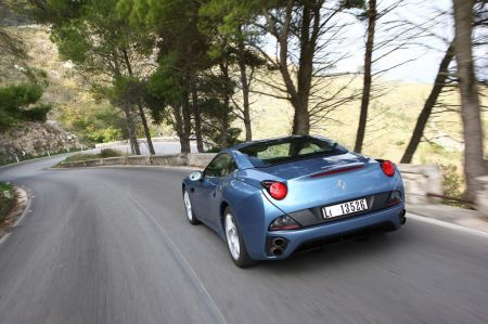 FERRARI CALIFORNIA 4.3 V8 460 ch