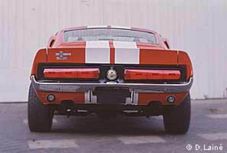 Mustang Shelby 1967 : plus agressive, plus puissante, plus chère aussi. Cette année-là, la gamme Shelby s'enrichit d'une version 