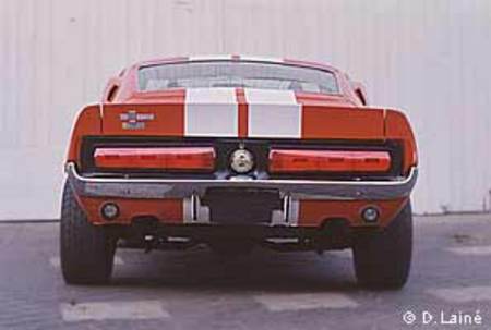 Mustang Shelby 1967 : plus agressive, plus puissante, plus chère aussi. Cette année-là, la gamme Shelby s'enrichit d'une version