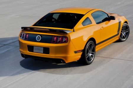 FORD MUSTANG V (2005 - 2014) Boss 302 5.0L V8 450ch