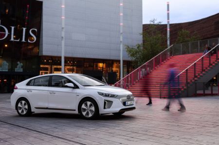 photo HYUNDAI IONIQ