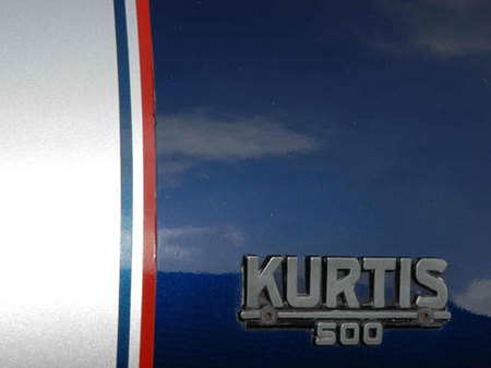 KURTIS