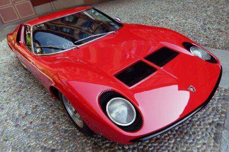 LAMBORGHINI MIURA