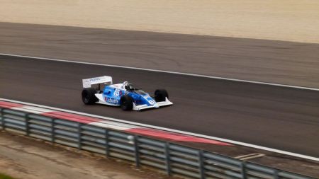 LOLA T89/00